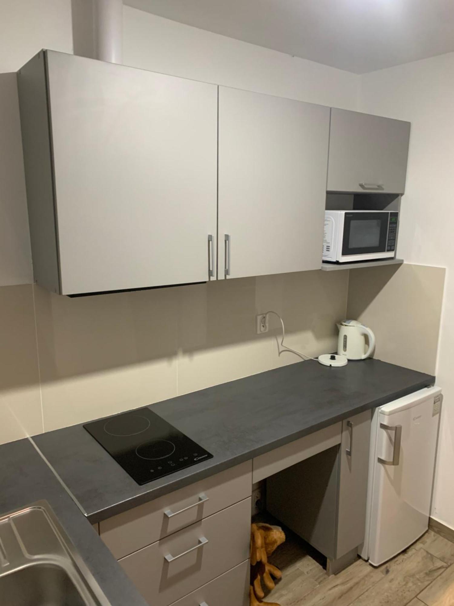 Apartamenty Wakacyjna Wioska Ngo 20M Od Suntago Mszczonów Eksteriør billede